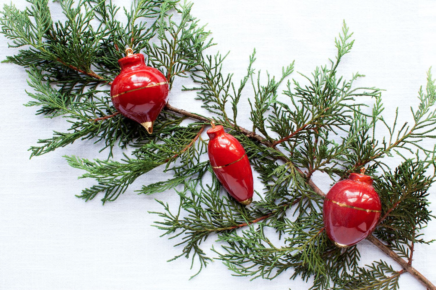 Heirloom Christmas Ornament // Round Oxblood Red & Gold