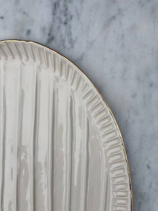 Carved Platters: Large Classic Platter