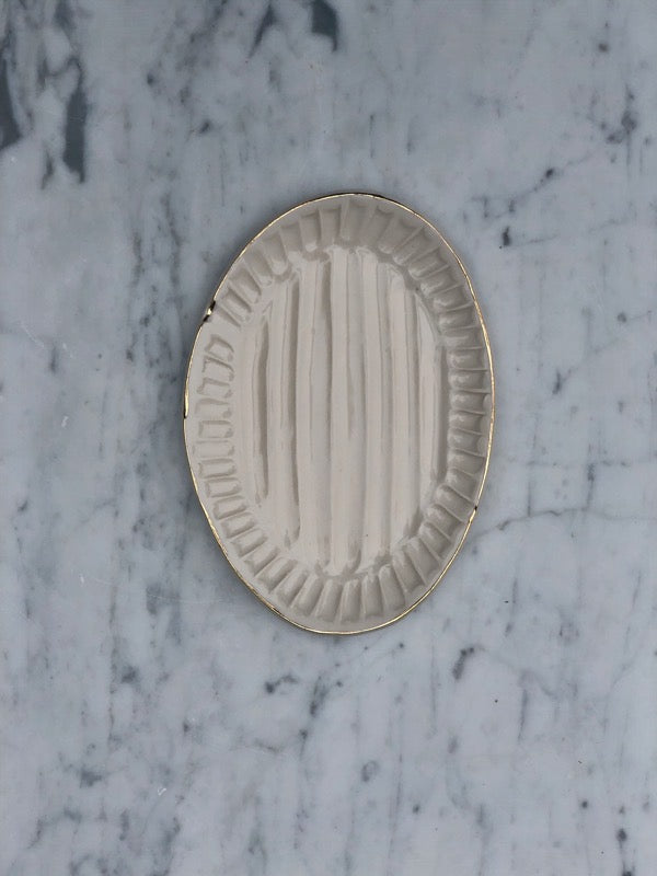 Carved Platters: Small Classic Platter